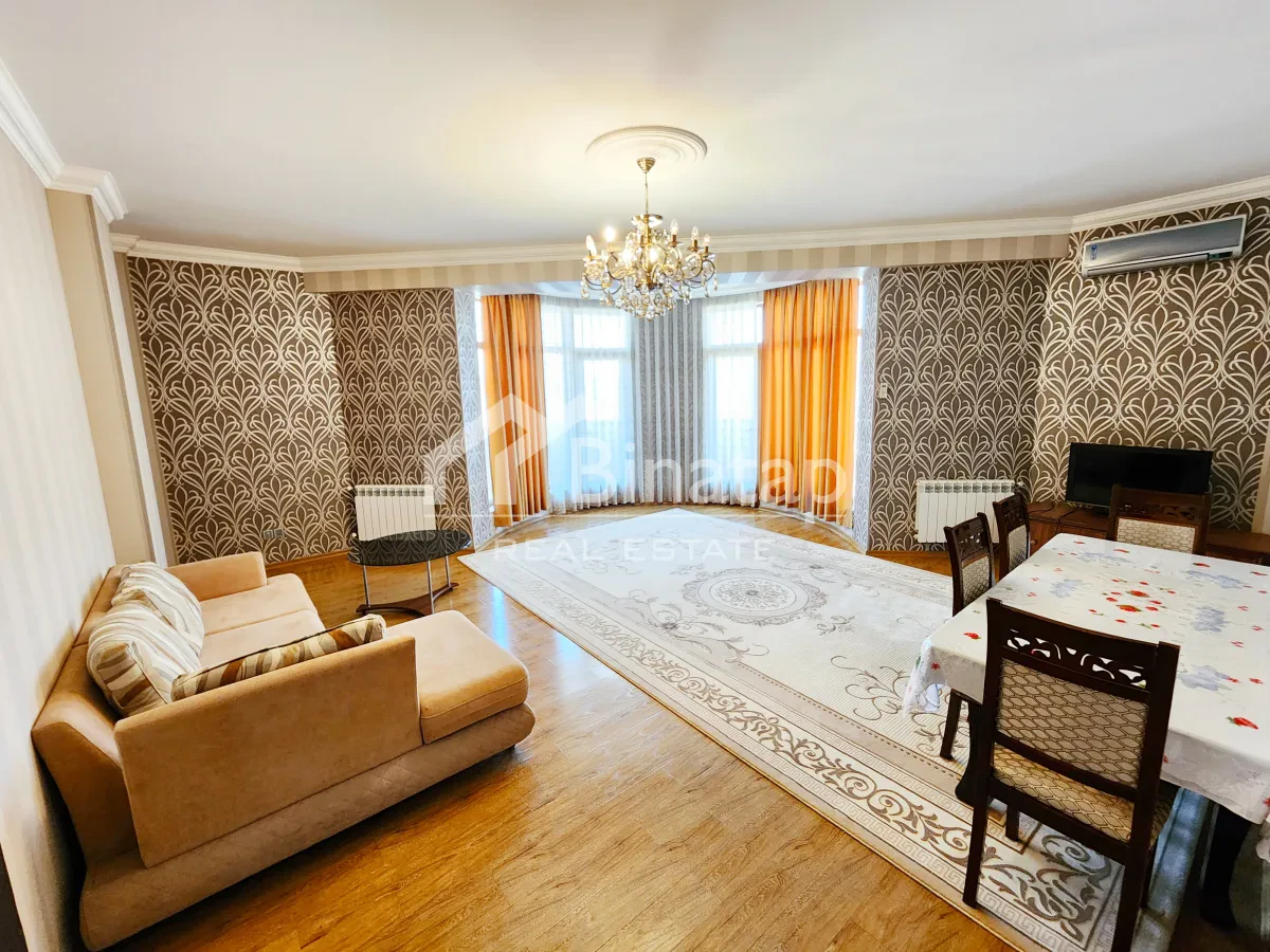 İcarəyə verilir 3 otaqlı yeni tikili 130 m², 28 May m. — şəkil 1