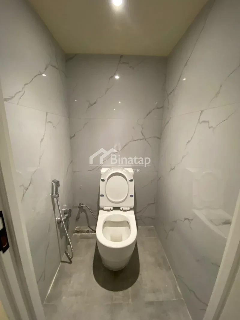Satılır obyekt 200 m², Səbail r. — şəkil 14