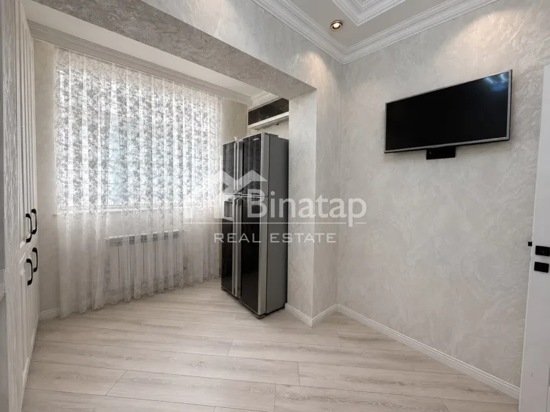 Satılır 3 otaqlı köhnə tikili 100 m², Xalqlar Dostluğu m. — şəkil 11
