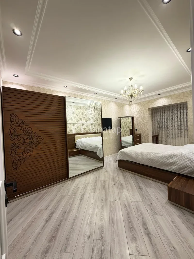 Satılır 3 otaqlı köhnə tikili 100 m², Xalqlar Dostluğu m. — şəkil 12