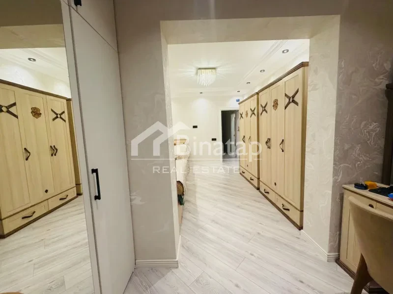 Satılır 3 otaqlı köhnə tikili 100 m², Xalqlar Dostluğu m. — şəkil 19