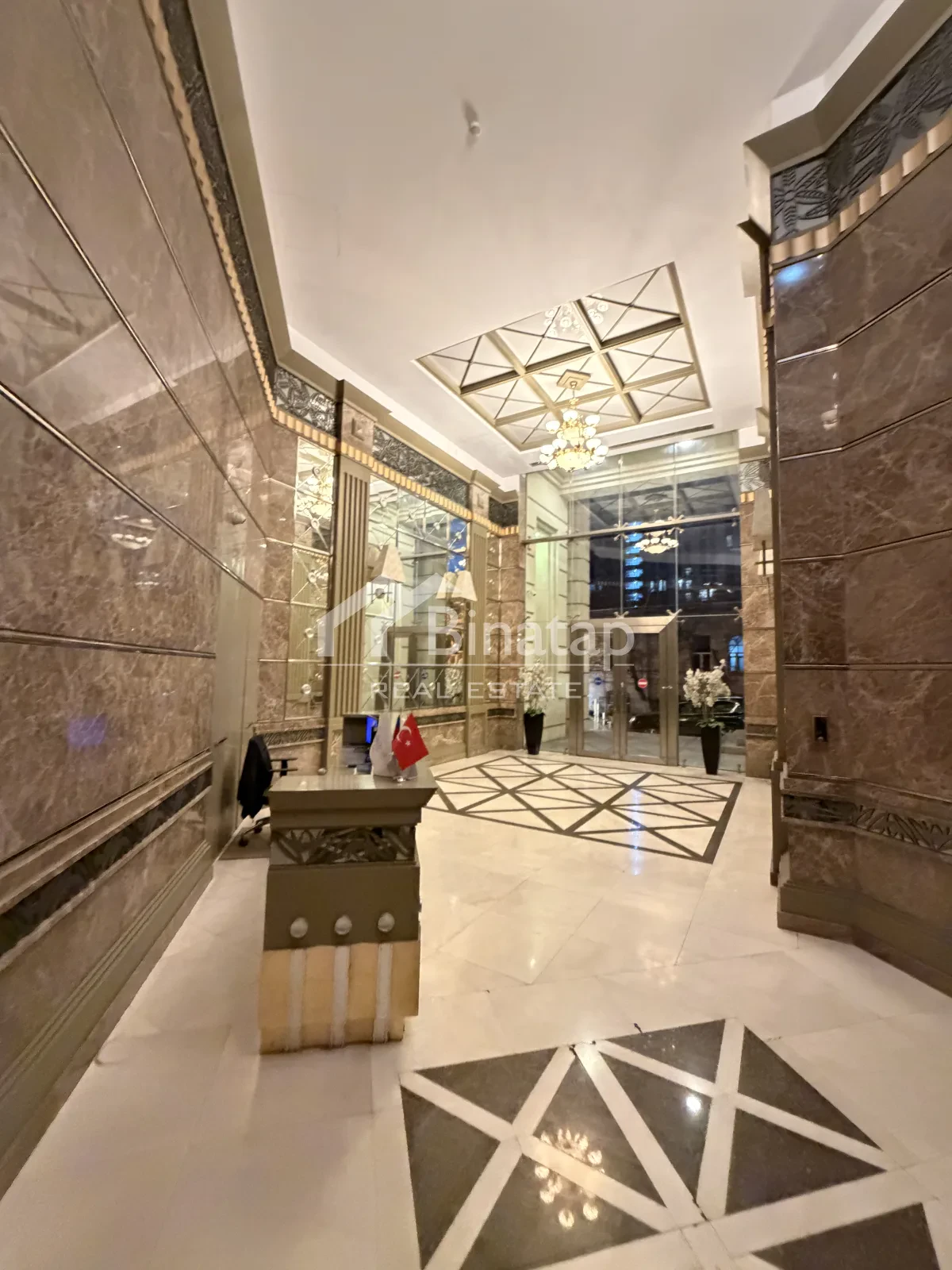 Satılır 4 otaqlı yeni tikili 284 m², 28 May m. — şəkil 3