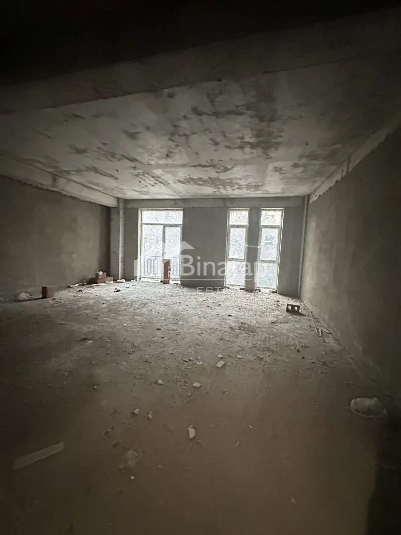 Satılır 4 otaqlı yeni tikili 284 m², 28 May m. — şəkil 7