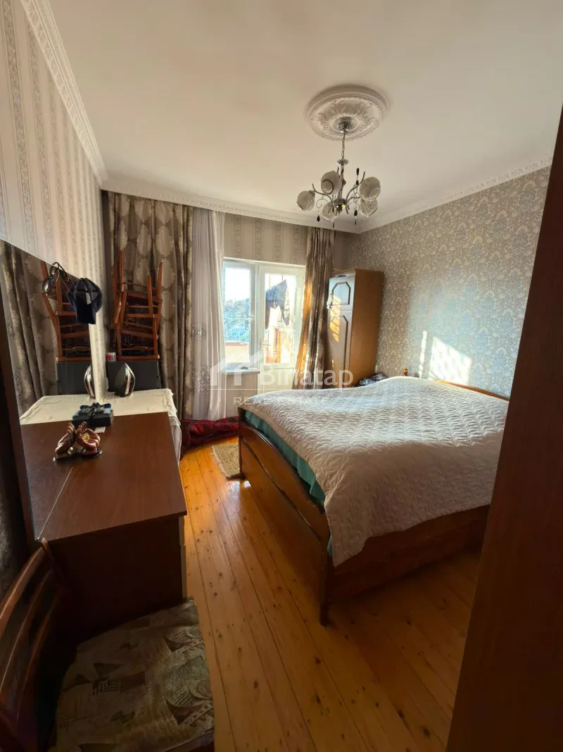 Satılır 3 otaqlı köhnə tikili 65 m², Azadlıq Prospekti m.