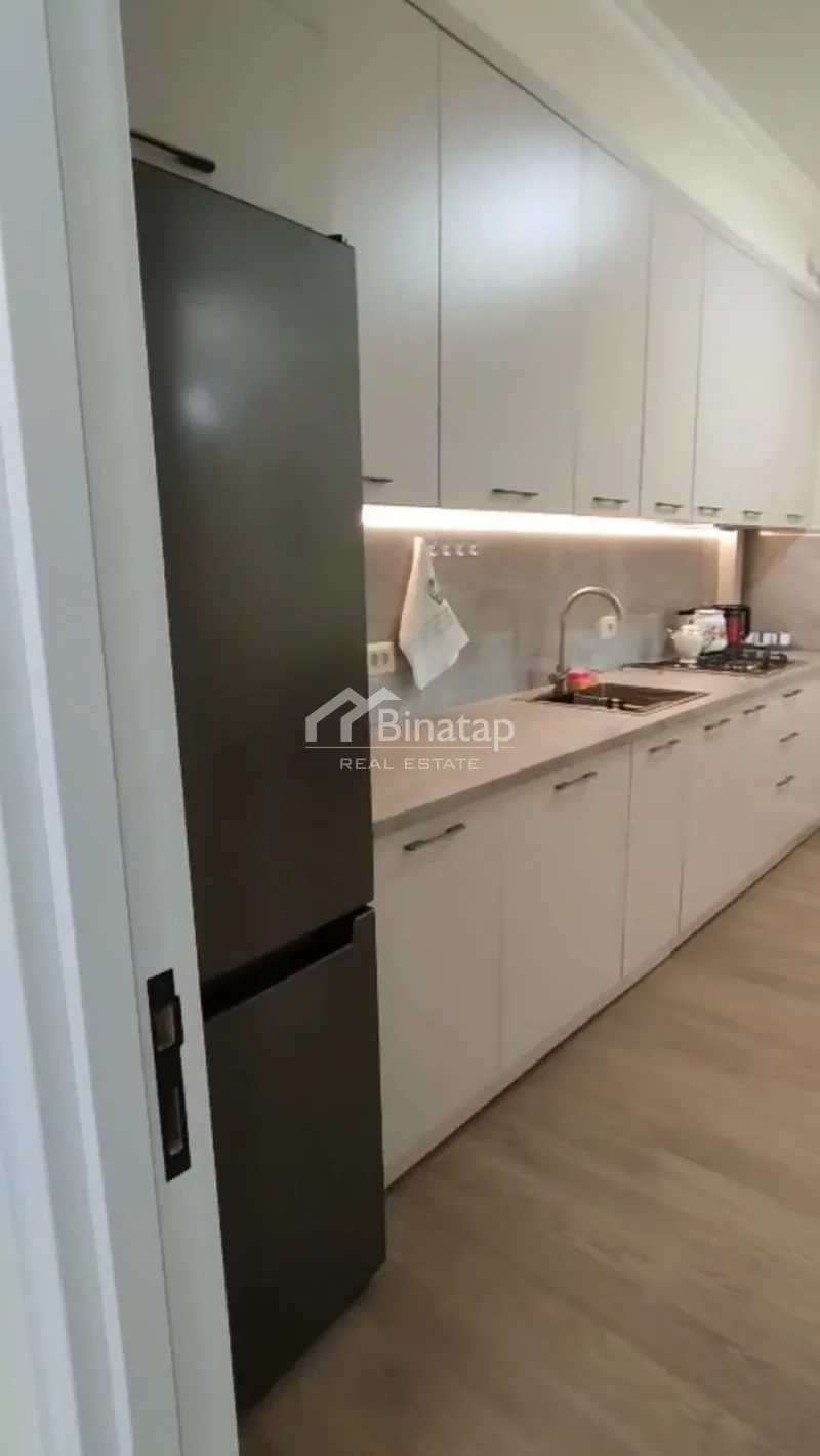 İcarəyə verilir 3 otaqlı yeni tikili 85 m², İnşaatçılar m. — şəkil 17