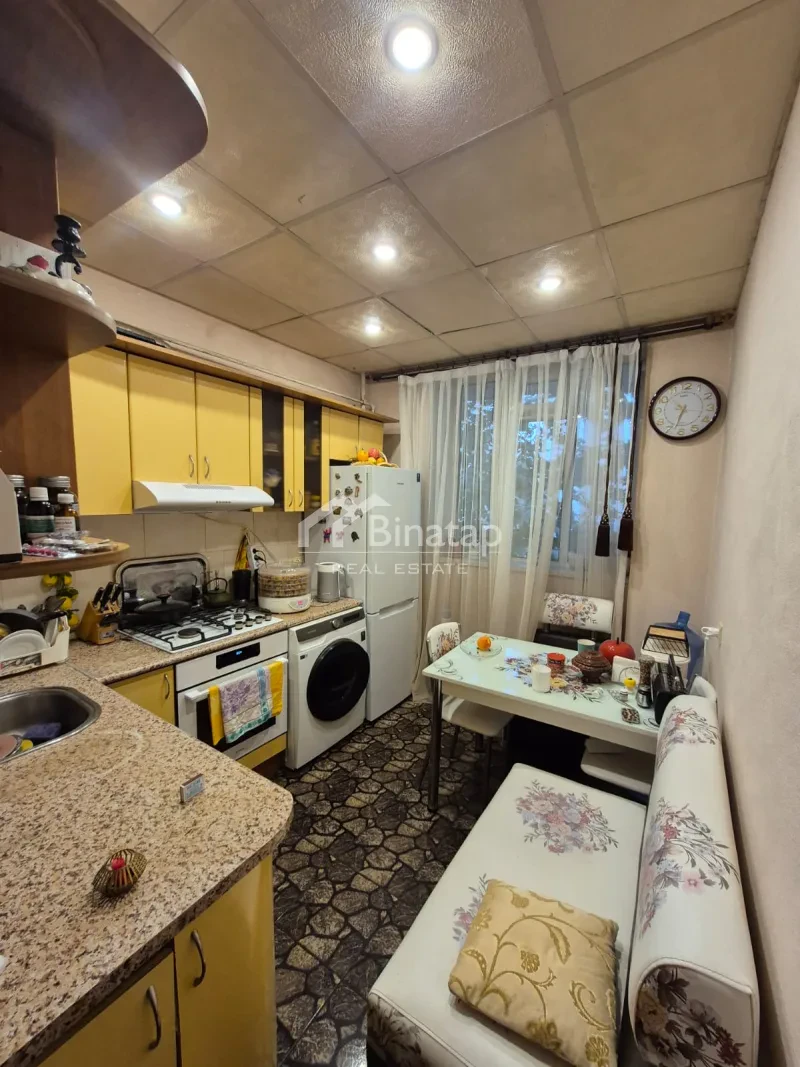 Satılır 2 otaqlı köhnə tikili 80 m², Elmlər Akademiyası m. — şəkil 6