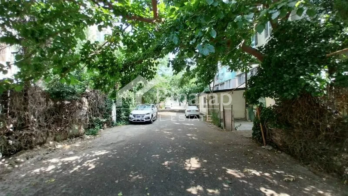 Satılır 3 otaqlı köhnə tikili 75 m², Elmlər Akademiyası m. — şəkil 2