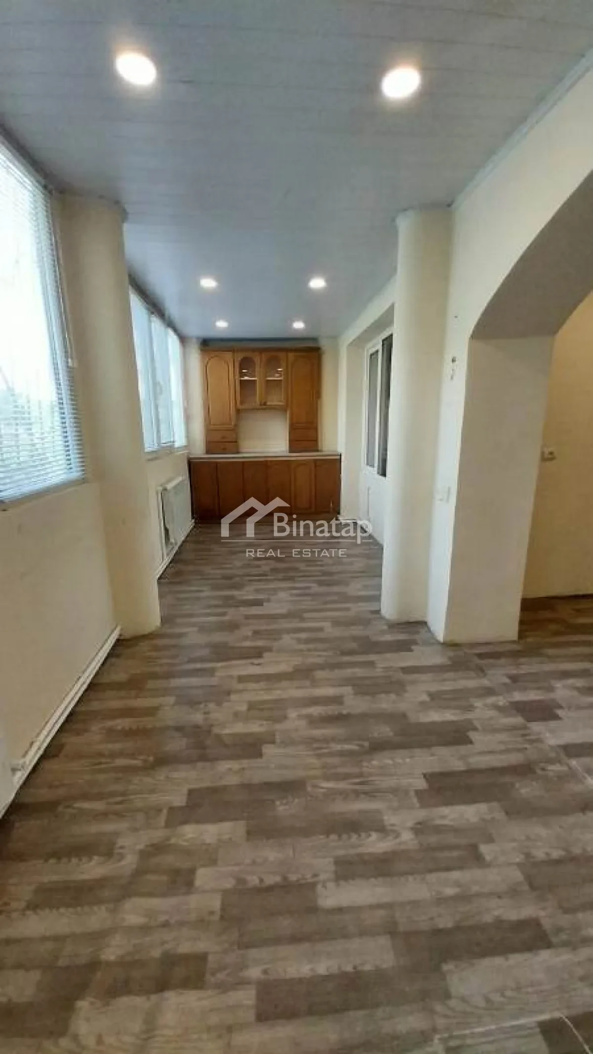Satılır 3 otaqlı köhnə tikili 75 m², Elmlər Akademiyası m. — şəkil 14
