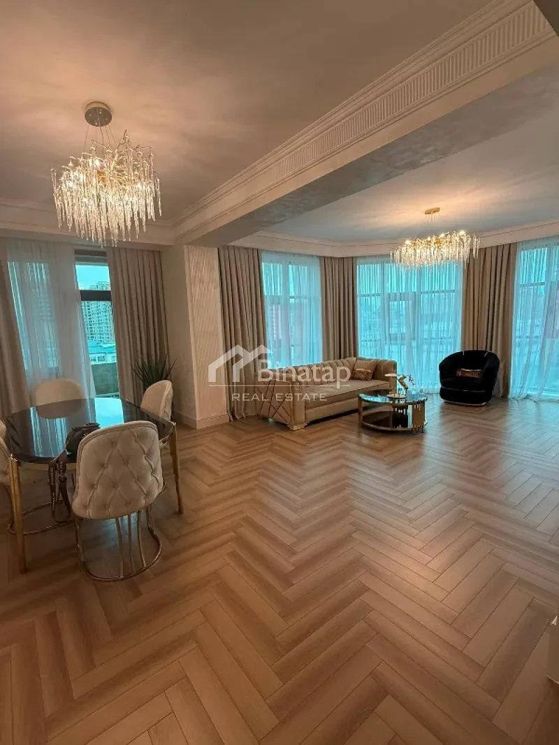 Продаётся 3-комн. новостройка 137 м², м. 8 Ноября — фото 2