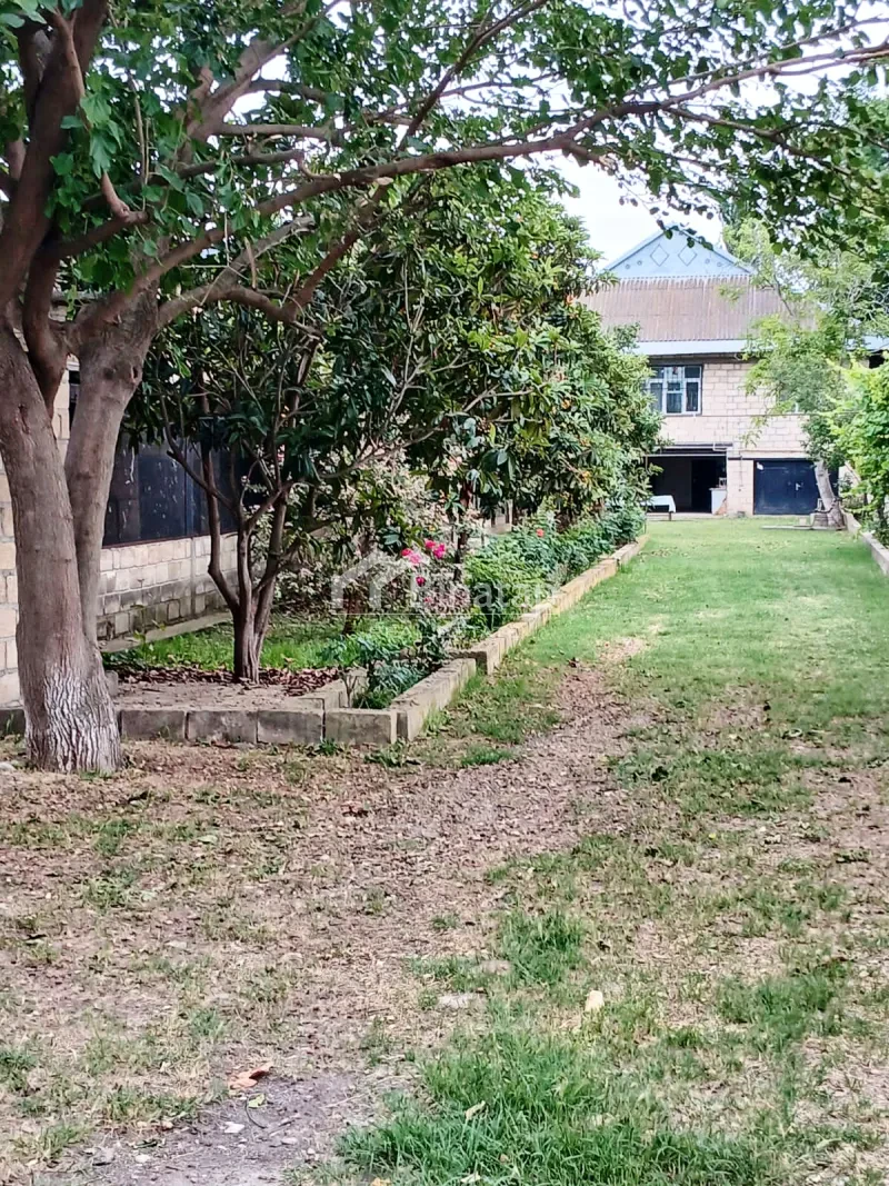 Satılır 5+ otaqlı həyət evi / bağ evi 380 m²