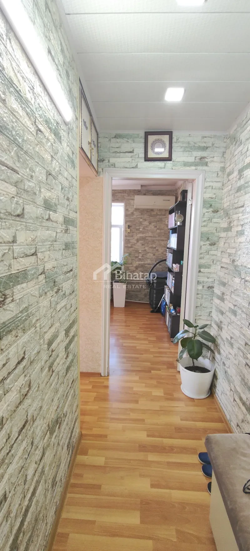 Satılır 1 otaqlı köhnə tikili 30 m², Neftçilər m.