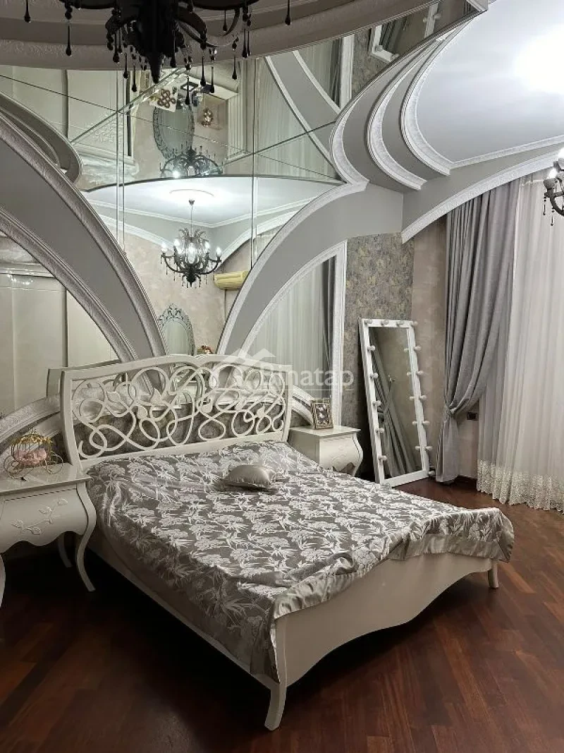 Satılır 5+ otaqlı yeni tikili 250 m², 28 May m. — şəkil 5