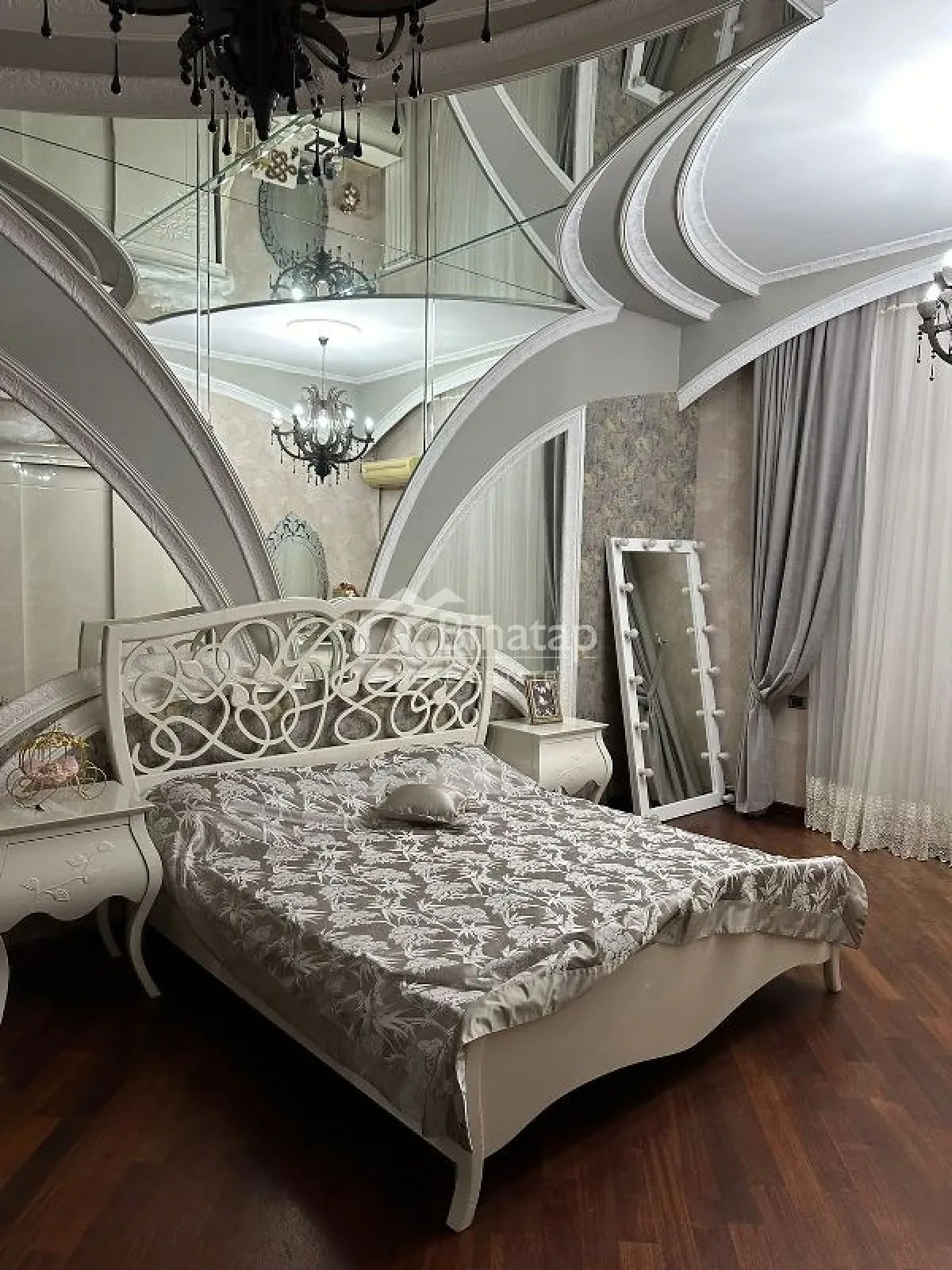 Satılır 5+ otaqlı yeni tikili 250 m², 28 May m. — şəkil 5
