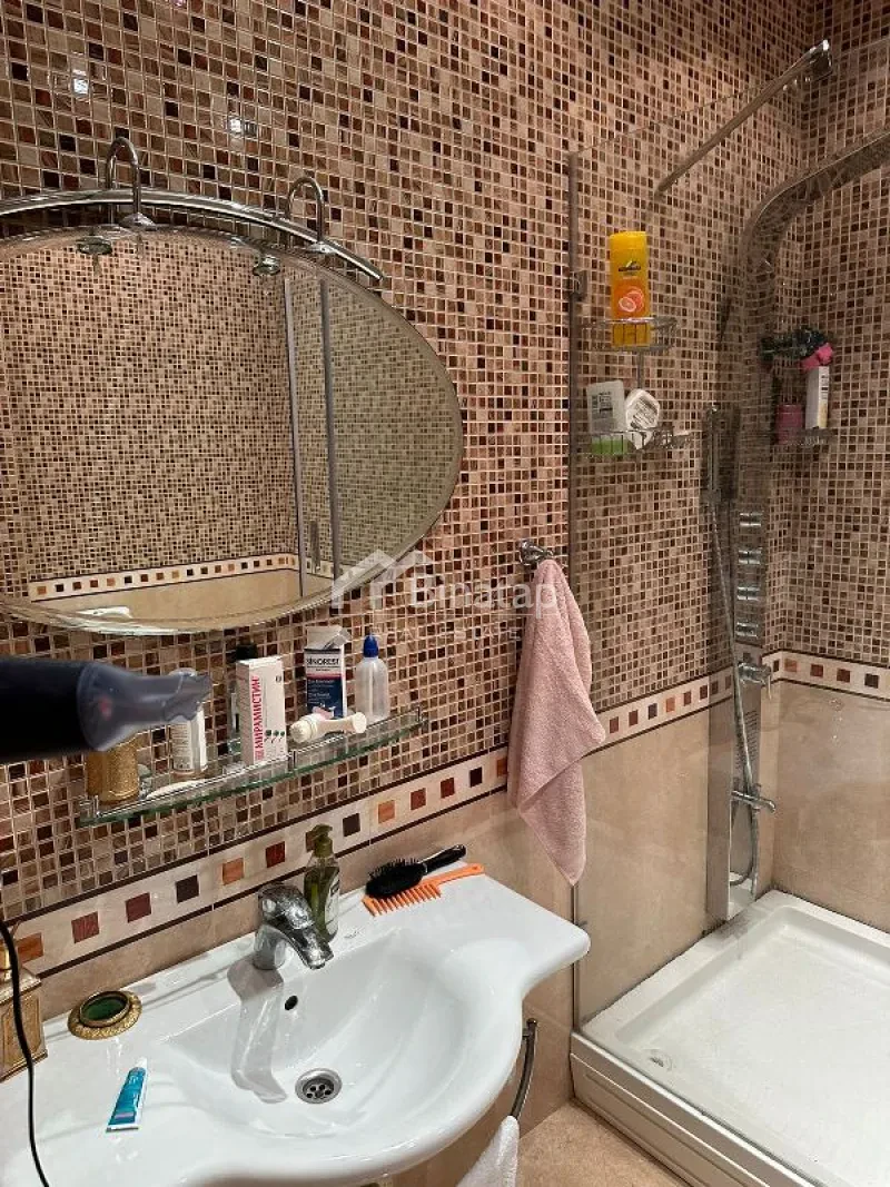 Satılır 5+ otaqlı yeni tikili 250 m², 28 May m. — şəkil 19