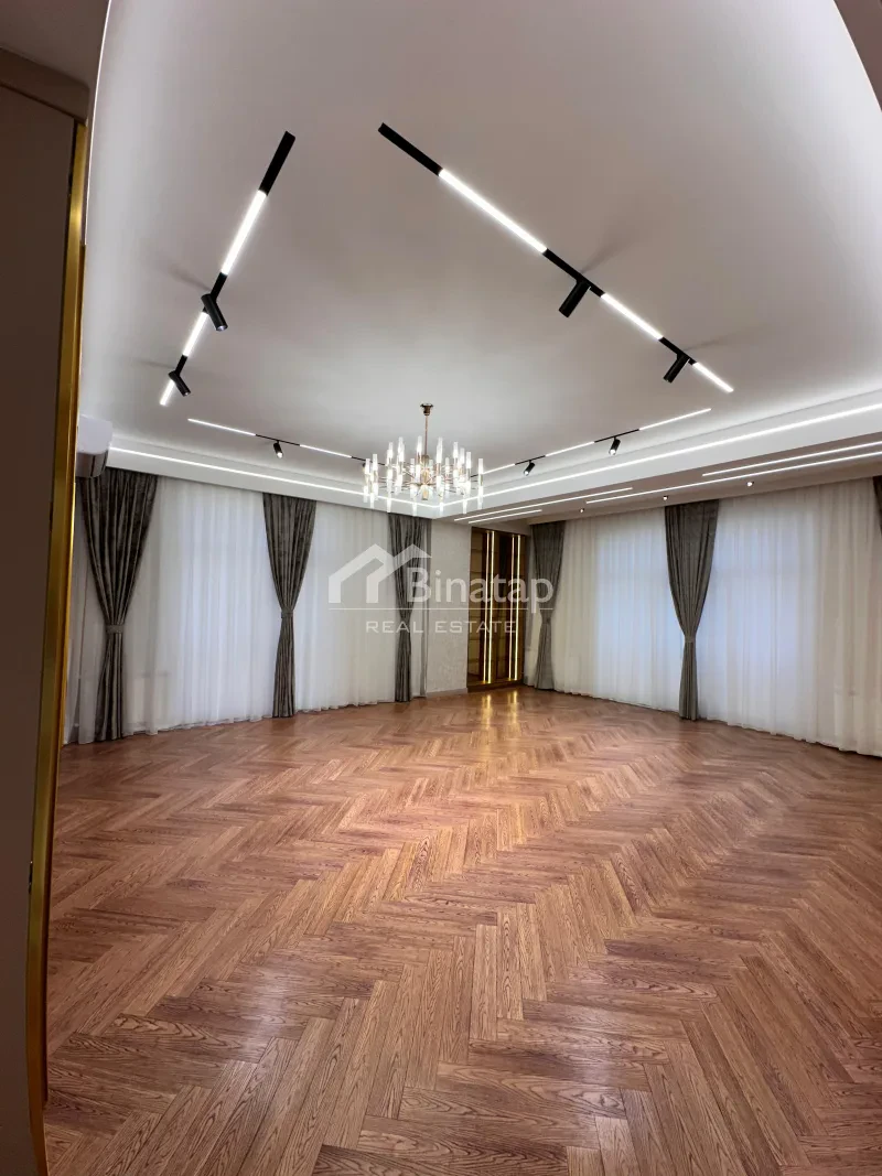 Satılır 4 otaqlı yeni tikili 195 m², 28 May m. — şəkil 3