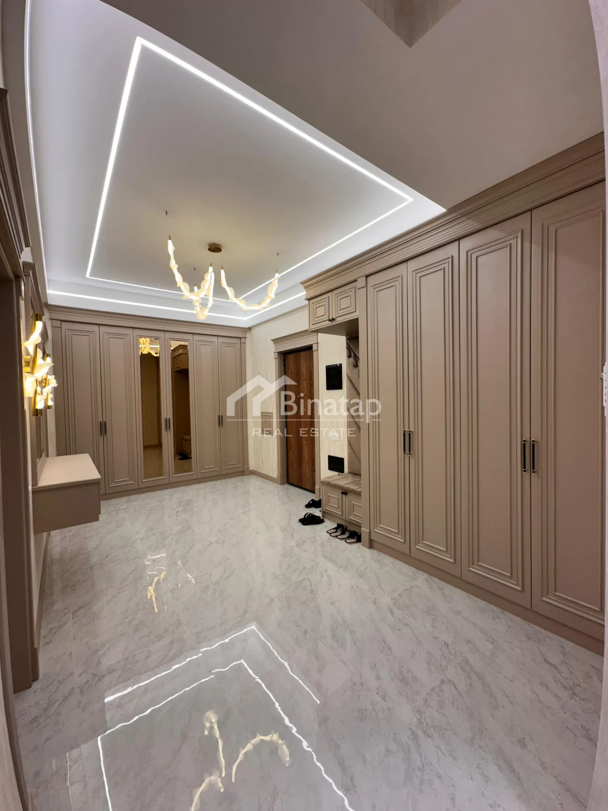 Satılır 4 otaqlı yeni tikili 195 m², 28 May m. — şəkil 5