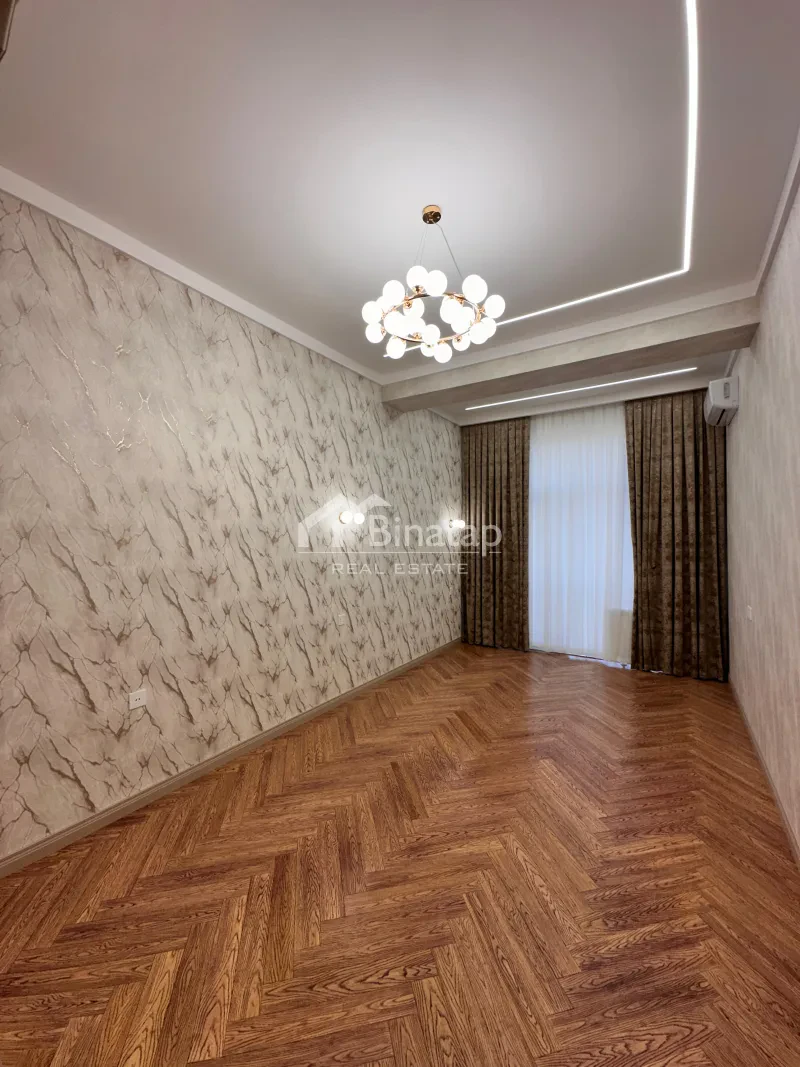 Satılır 4 otaqlı yeni tikili 195 m², 28 May m. — şəkil 6