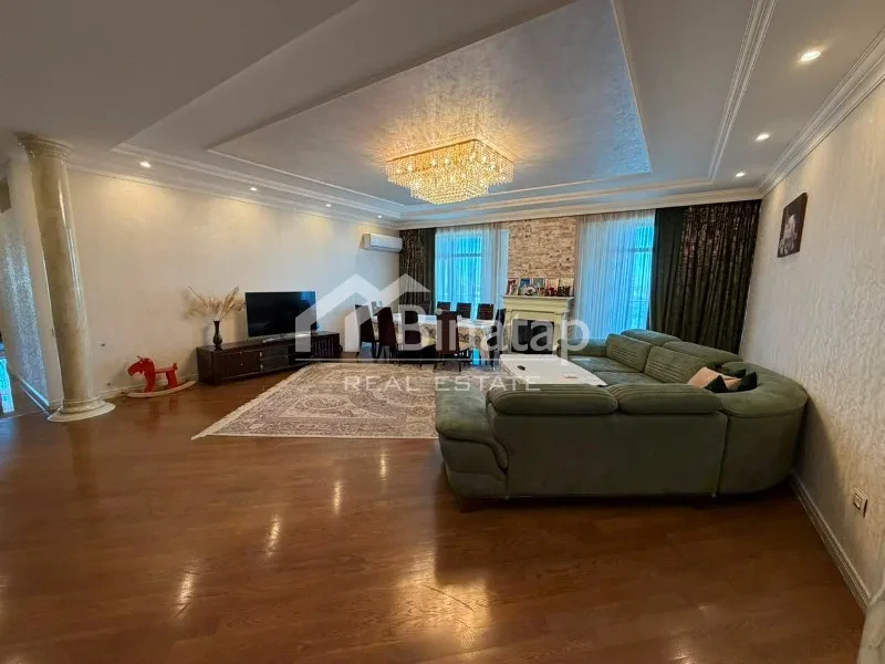 Satılır 5+ otaqlı yeni tikili 250 m², 8 Noyabr m. — şəkil 3