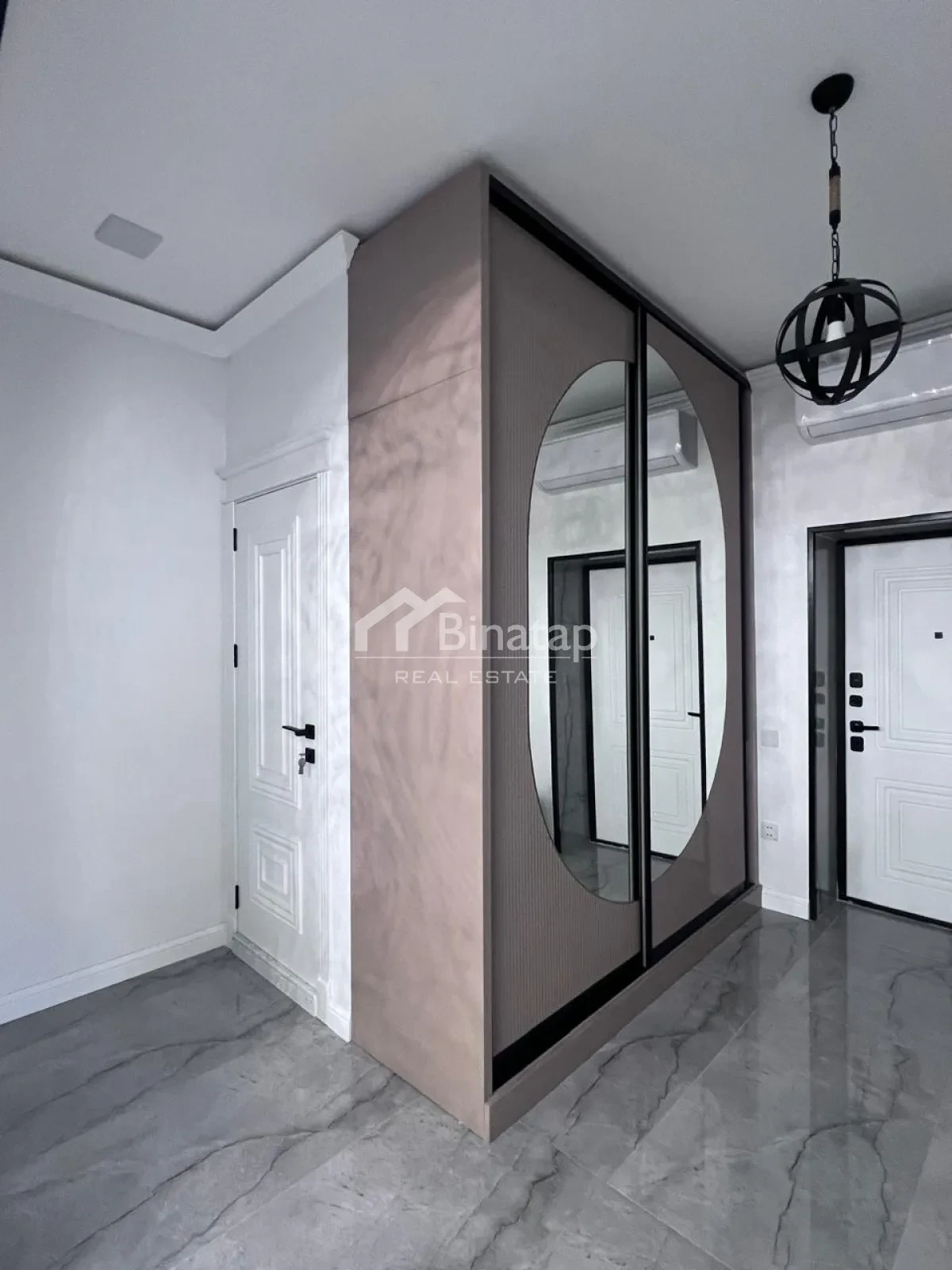 İcarəyə verilir 2 otaqlı yeni tikili 70 m², 28 May m. — şəkil 7
