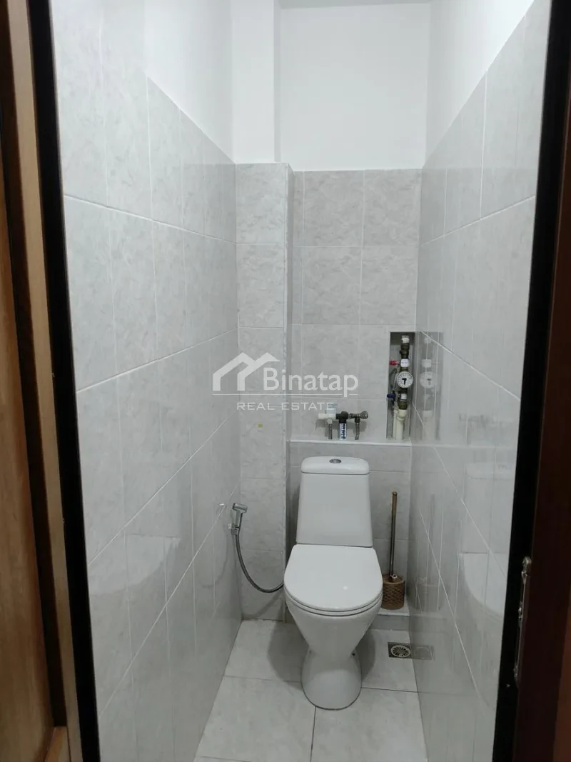 Satılır 3 otaqlı köhnə tikili 68 m², Neftçilər m. — şəkil 16