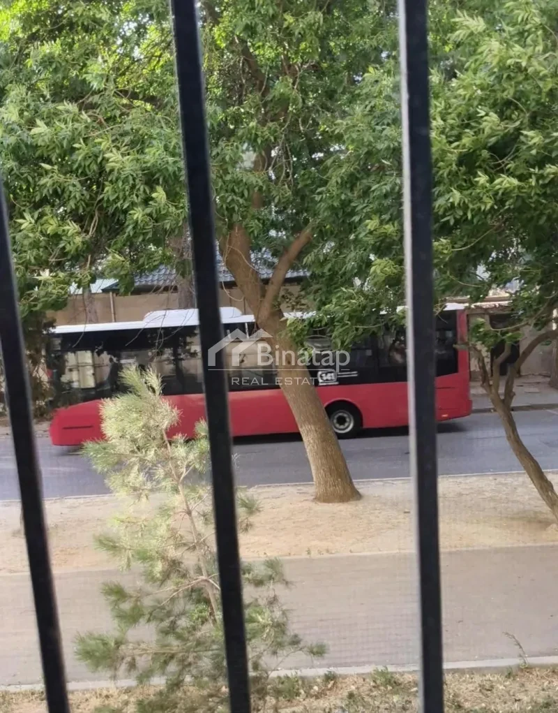 Satılır 3 otaqlı köhnə tikili 68 m², Neftçilər m. — şəkil 18