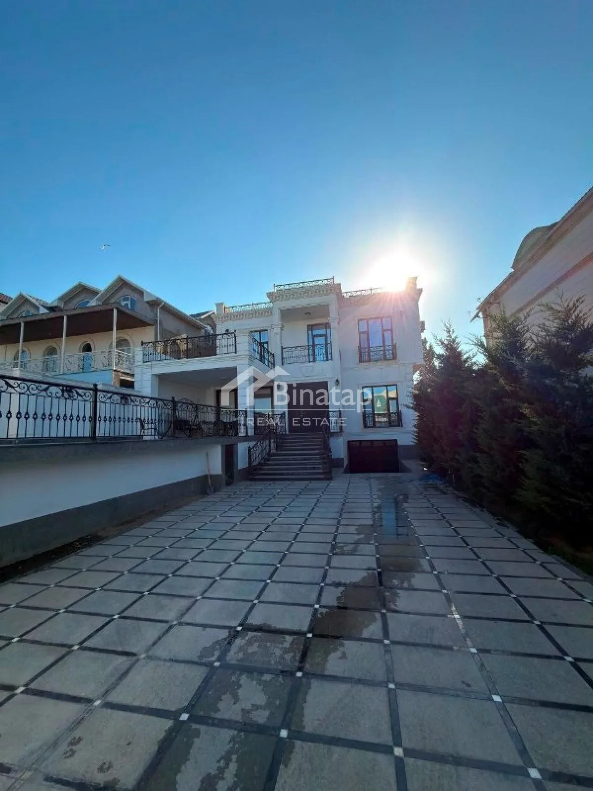 Satılır 5+ otaqlı həyət evi / bağ evi 560 m², Badamdar qəs. — şəkil 2