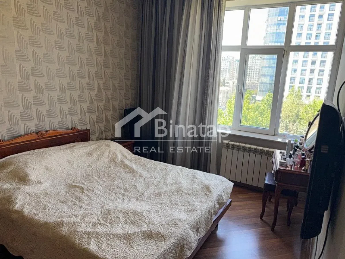Satılır 3 otaqlı köhnə tikili 85 m², 28 May m. — şəkil 4