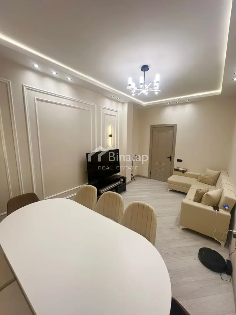 Satılır 2 otaqlı yeni tikili 72 m², İnşaatçılar m. — şəkil 6