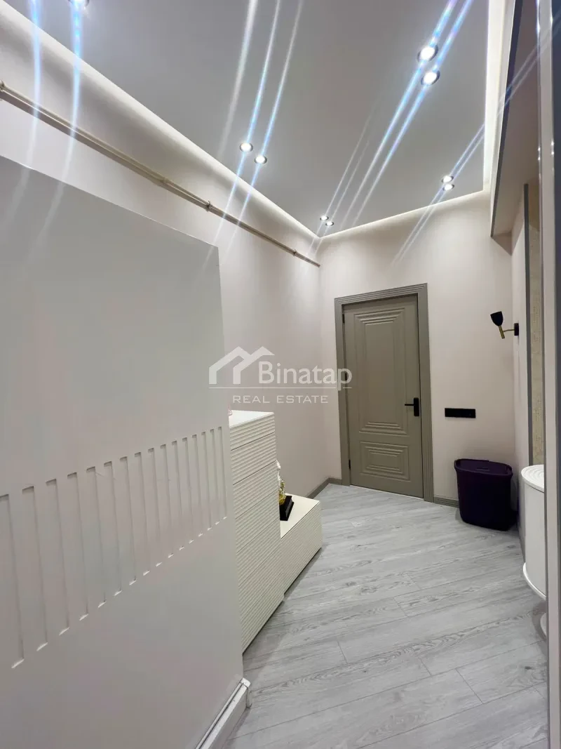 Satılır 2 otaqlı yeni tikili 72 m², İnşaatçılar m. — şəkil 8