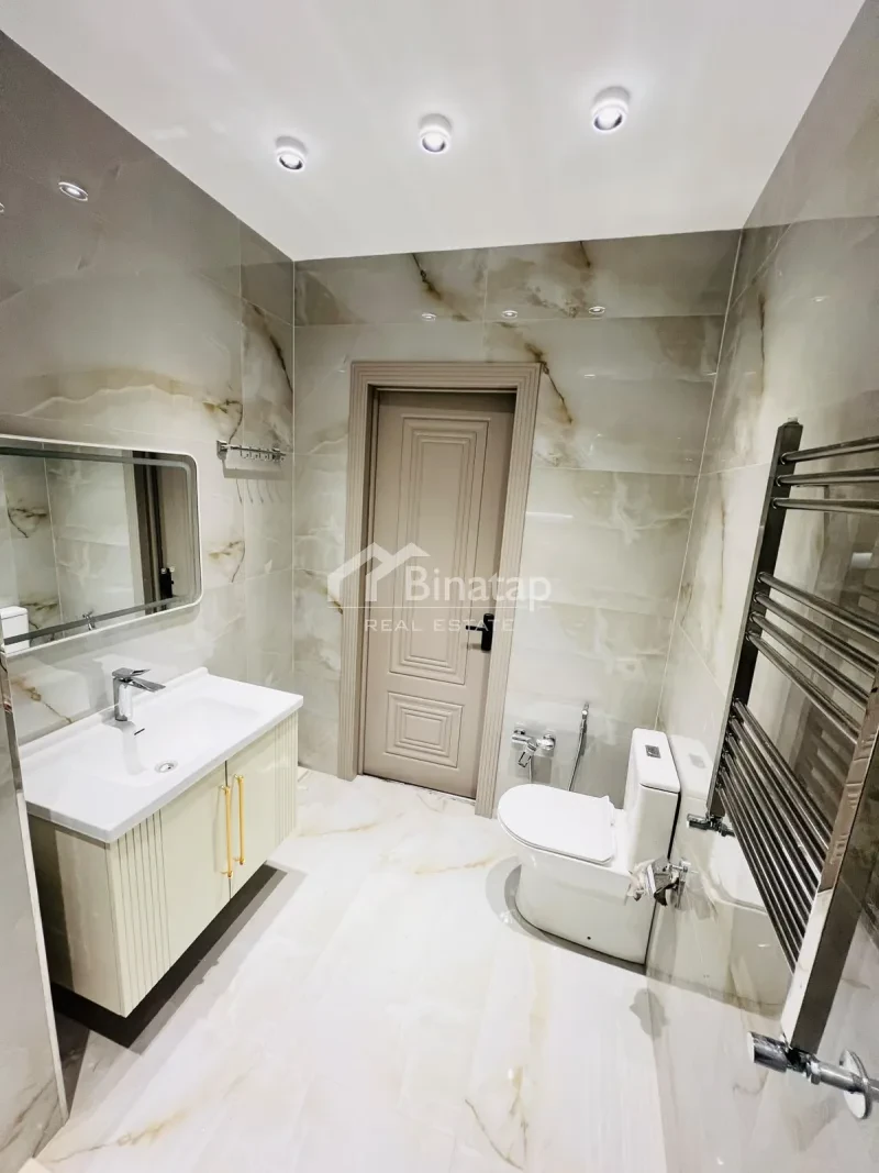 Satılır 2 otaqlı yeni tikili 72 m², İnşaatçılar m. — şəkil 9