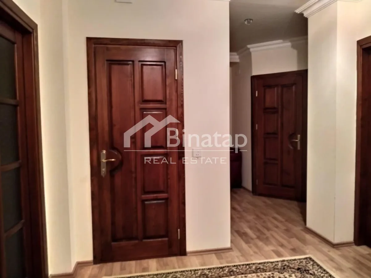 Satılır yeni tikili 175 m², 8 Noyabr m. — şəkil 17