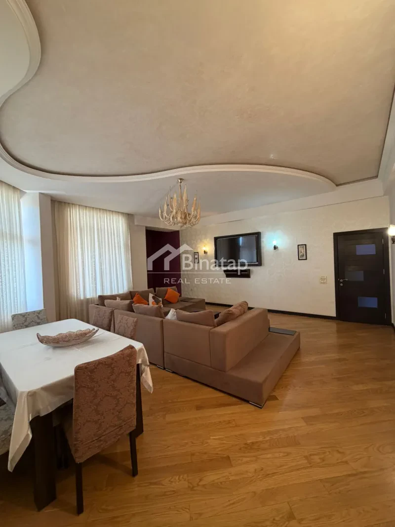 Satılır 3 otaqlı yeni tikili 178 m², Nizami m.