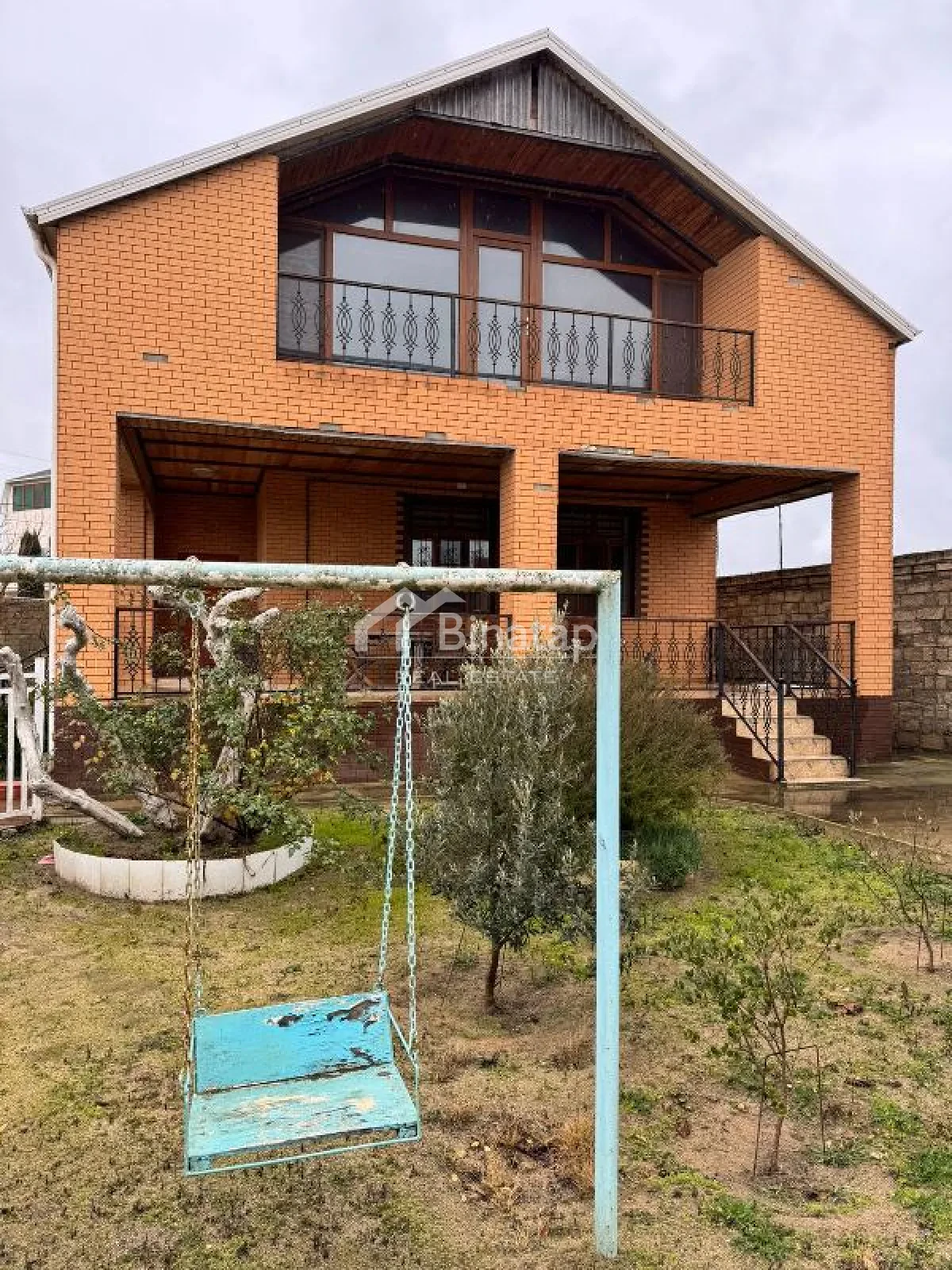 Satılır 5+ otaqlı həyət evi / bağ evi 275 m², Albalılıq qəs. — şəkil 2