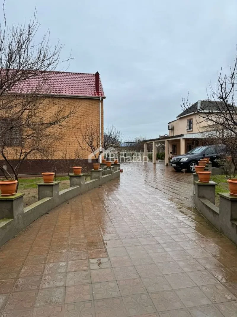 Satılır 5+ otaqlı həyət evi / bağ evi 275 m², Albalılıq qəs. — şəkil 6