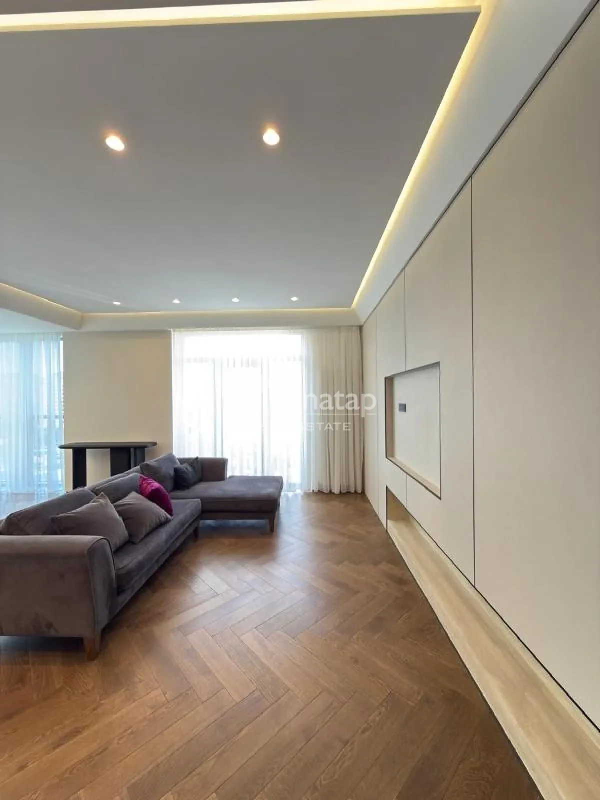 Satılır 3 otaqlı yeni tikili 113 m², 28 May m. — şəkil 3