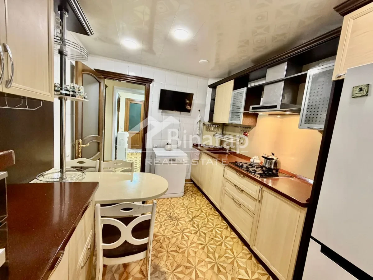 Satılır 4 otaqlı köhnə tikili 120 m², Elmlər Akademiyası m. — şəkil 18