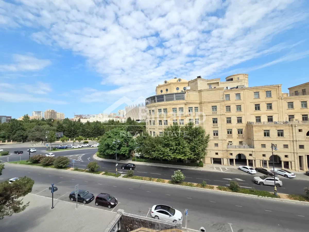 Satılır 2 otaqlı köhnə tikili 158000 m², Nizami m. — şəkil 2