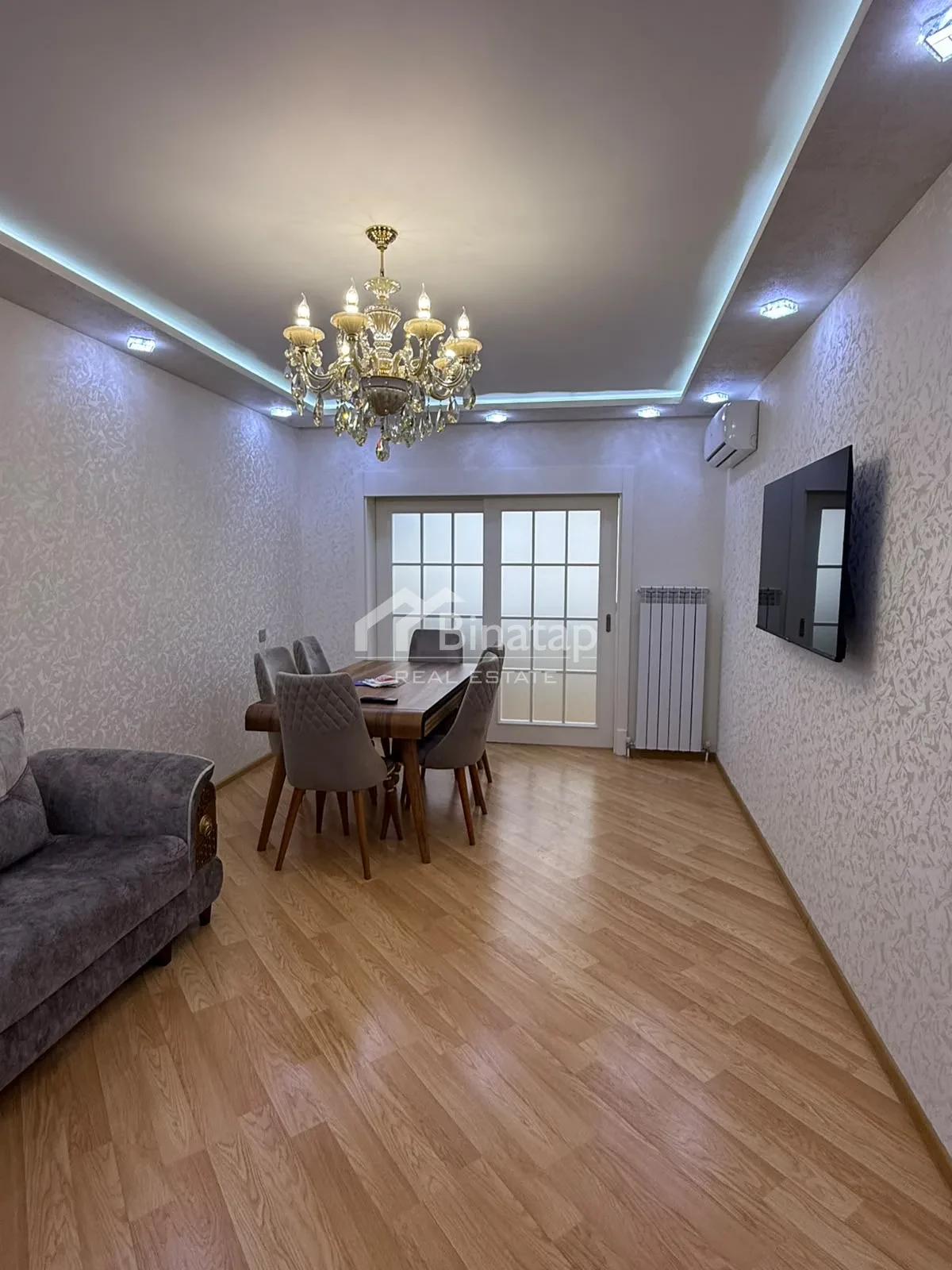 Satılır 2 otaqlı yeni tikili 75 m², 8 Noyabr m. — şəkil 1