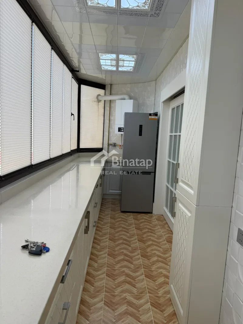 Satılır 2 otaqlı yeni tikili 75 m², 8 Noyabr m. — şəkil 3