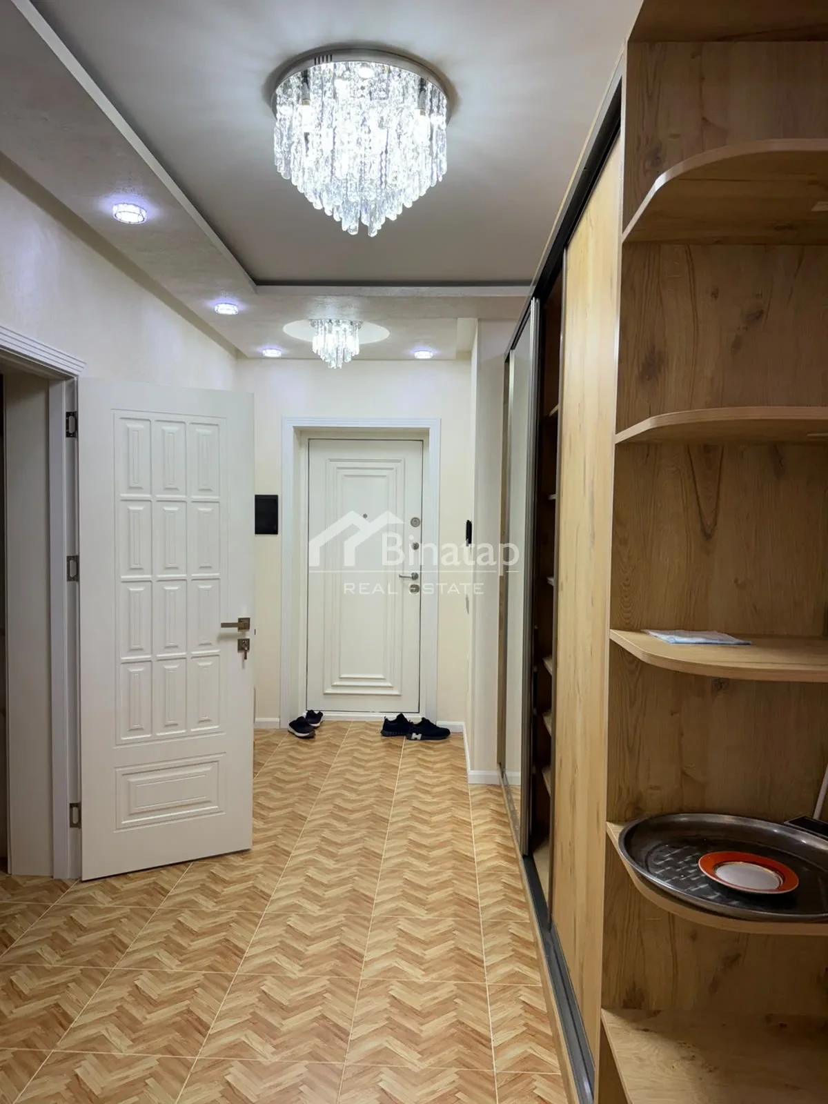 Satılır 2 otaqlı yeni tikili 75 m², 8 Noyabr m. — şəkil 7