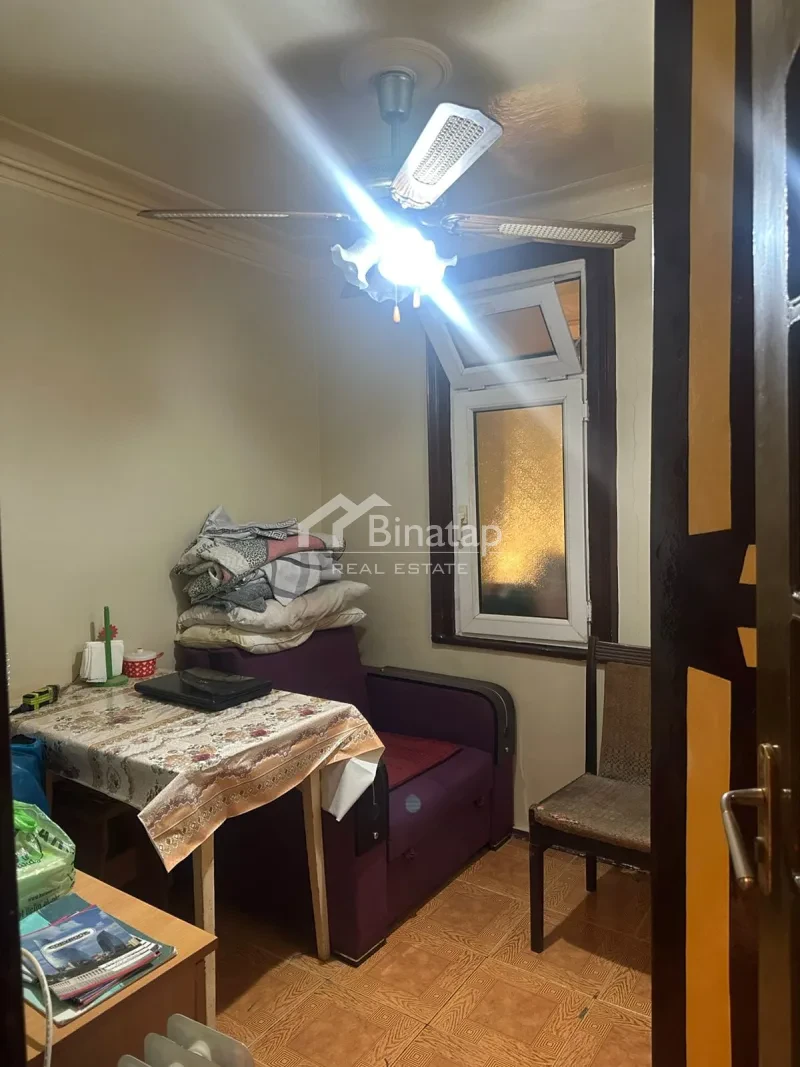 Satılır 2 otaqlı köhnə tikili 50 m², Elmlər Akademiyası m. — şəkil 7