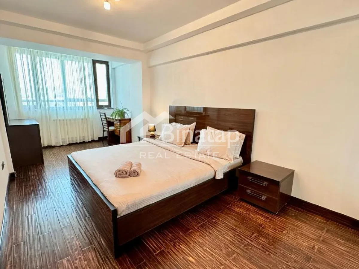 Satılır 3 otaqlı köhnə tikili 125 m², Sahil m. — şəkil 4