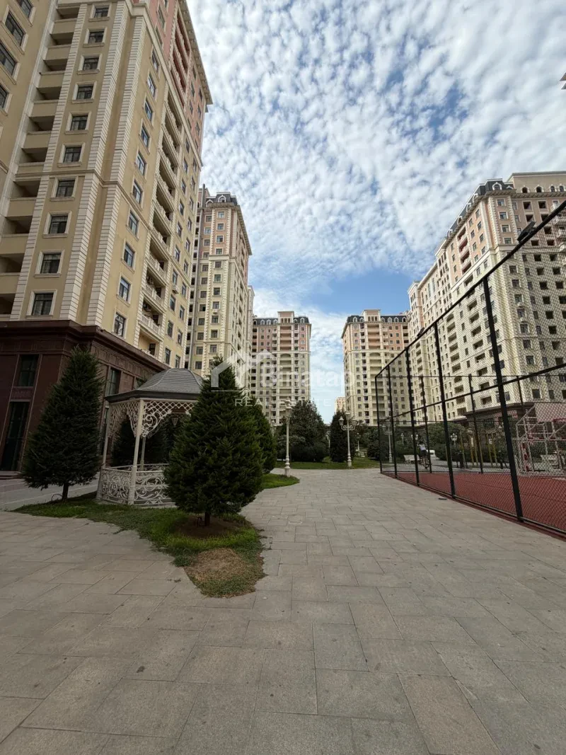 Satılır 2 otaqlı yeni tikili 68 m², Elmlər Akademiyası m. — şəkil 2