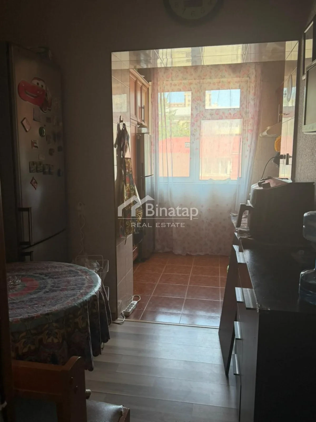 Satılır 3 otaqlı köhnə tikili 75 m², 28 May m. — şəkil 3
