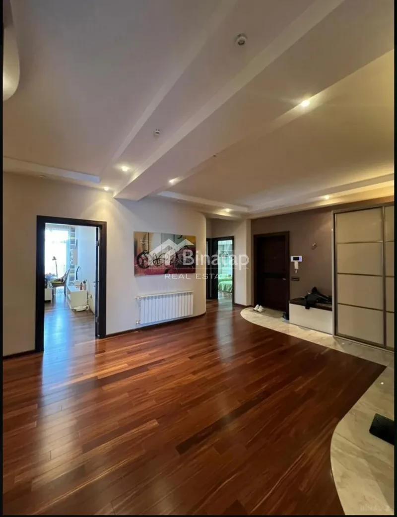 Продаётся 4-комн. новостройка 183 м², м. Низами — фото 8