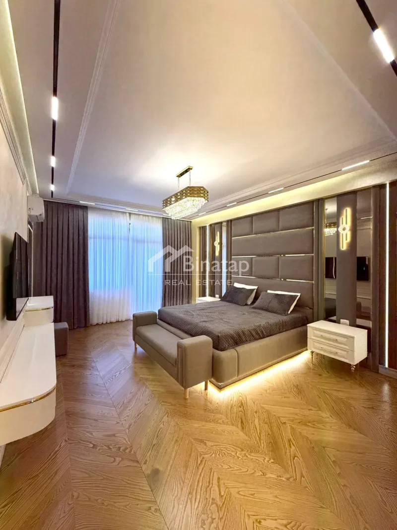 Satılır 4 otaqlı yeni tikili 233 m², 28 May m. — şəkil 15