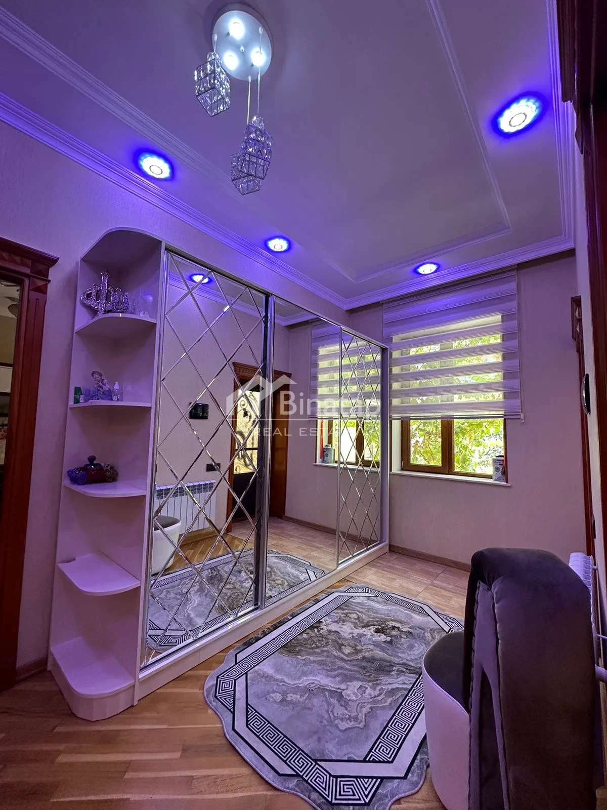 Satılır 5 otaqlı həyət evi / bağ evi 285 m², Bakıxanov qəs. — şəkil 18