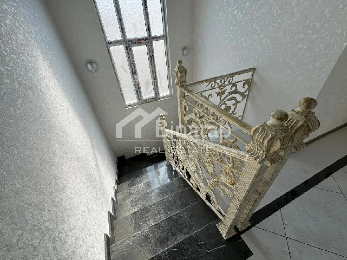 Satılır 5 otaqlı həyət evi / bağ evi 180 m², Həzi Aslanov qəs. — şəkil 9