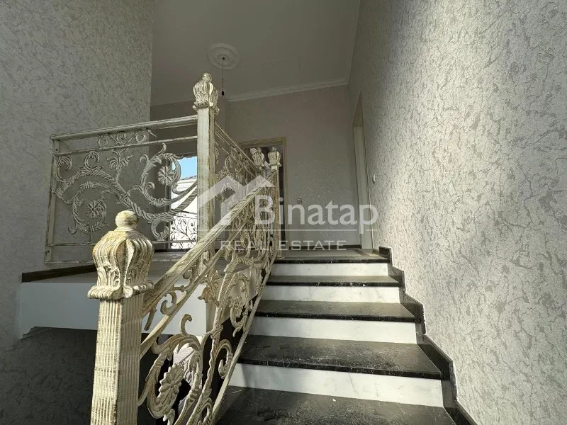 Satılır 5 otaqlı həyət evi / bağ evi 180 m², Həzi Aslanov qəs. — şəkil 10