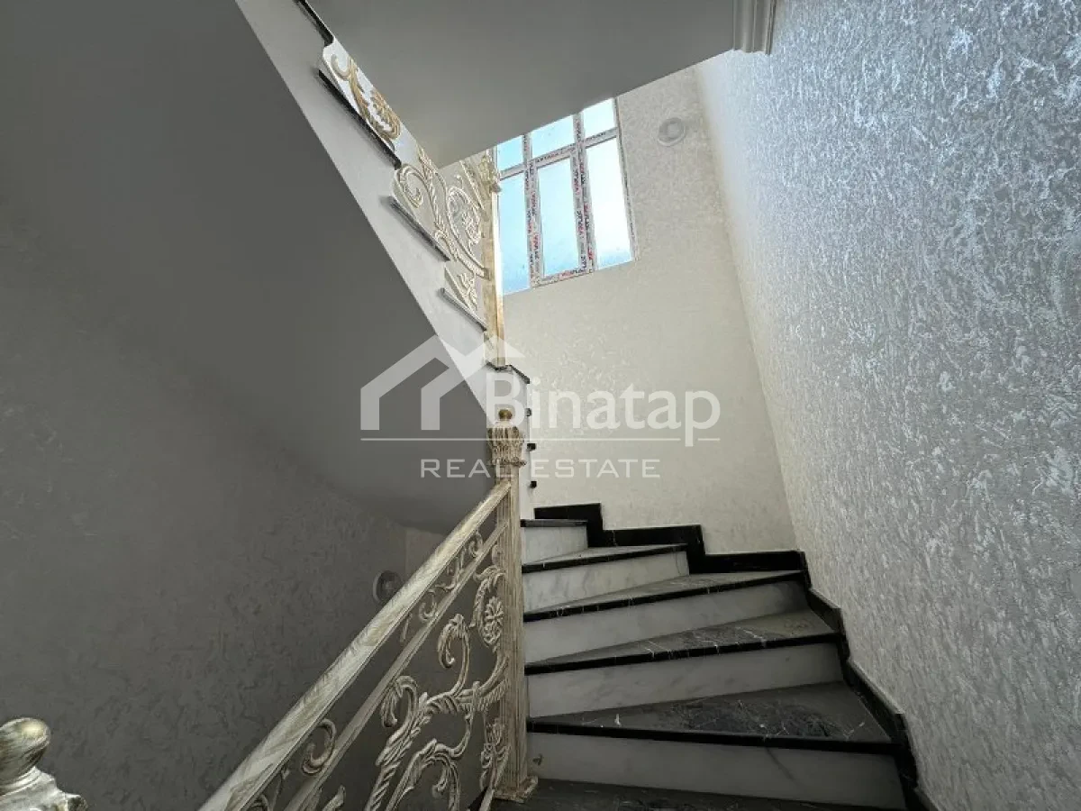 Satılır 5 otaqlı həyət evi / bağ evi 180 m², Həzi Aslanov qəs. — şəkil 11
